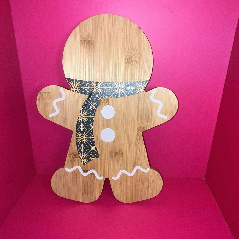 Christmas Acacia Wood Gingerbread Man Charcuterie Board Holiday Party Serve Tray